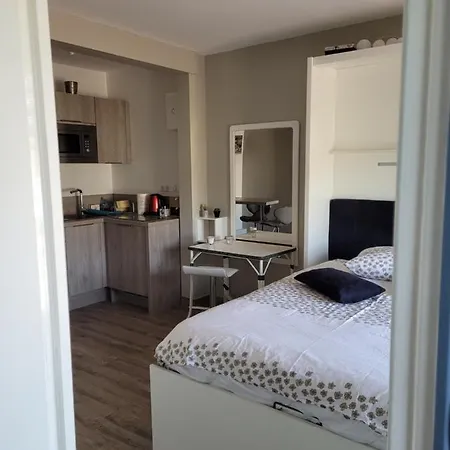 Changé, 10mn Le Mans 72 Mini-hôtel *